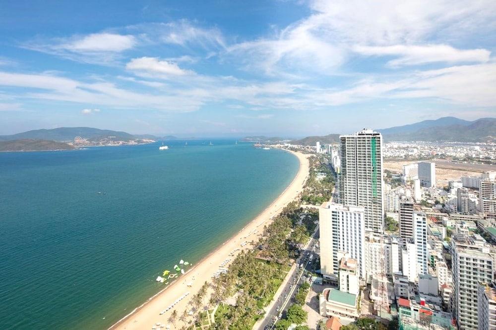 Oressund Hotel Nha Trang Bagian luar foto